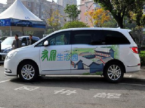 大化户外车贴喷绘如何保持效果?